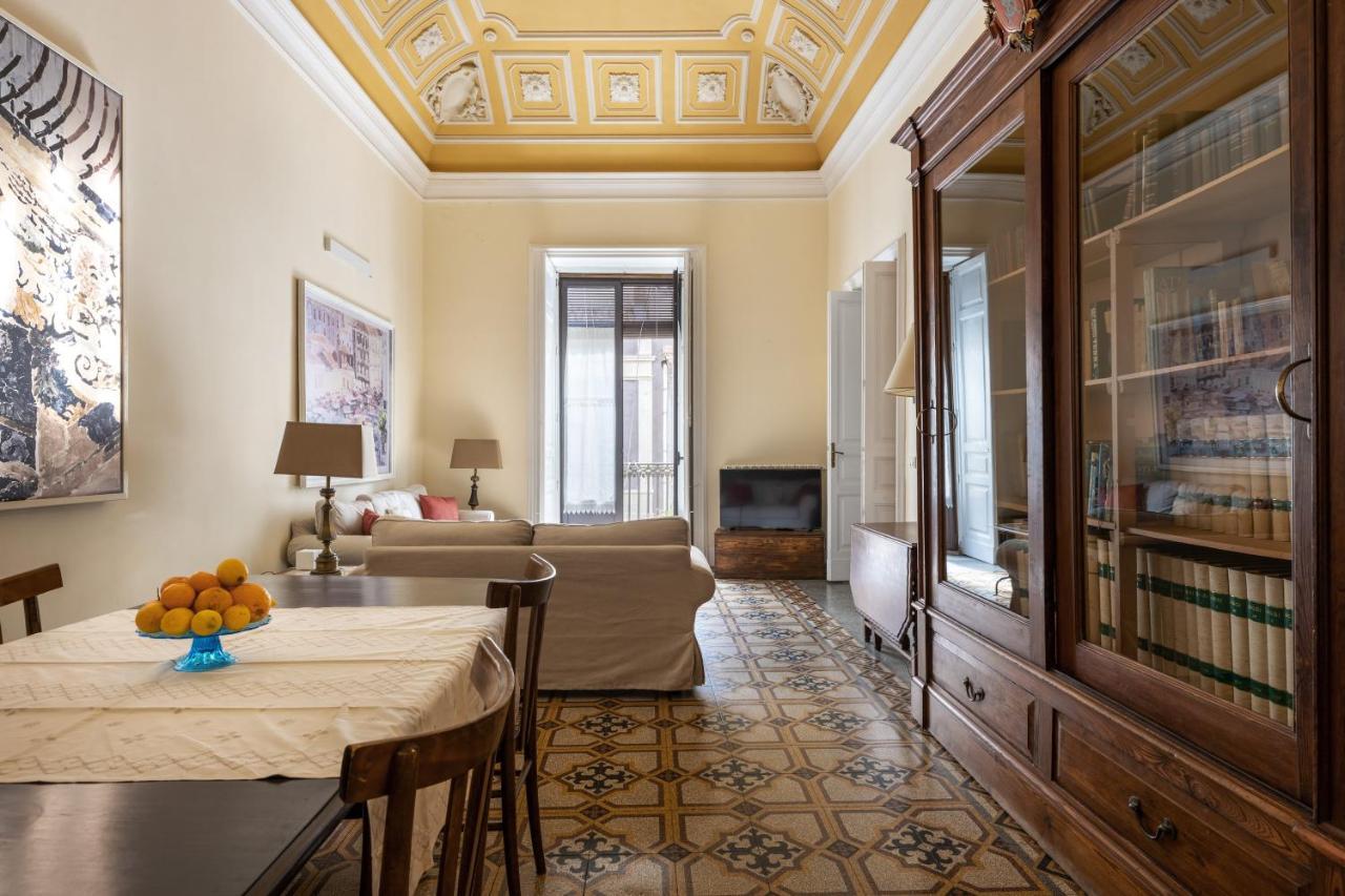 Catania City Center Historical Building Home Экстерьер фото